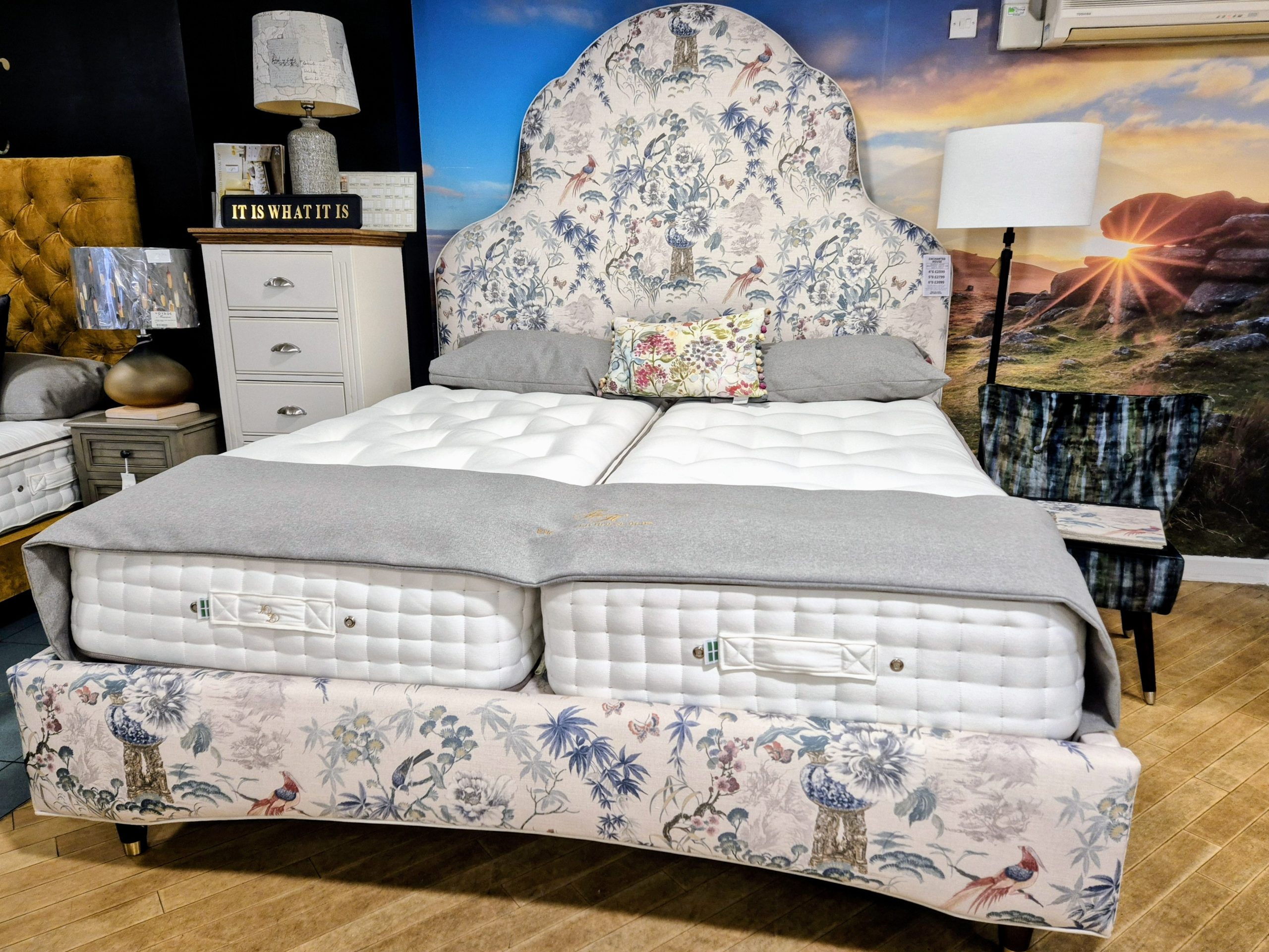 06b8b511-a3f5-42d7-8761-938a2cfa19f0~1 headboards_Abingdon-beds
